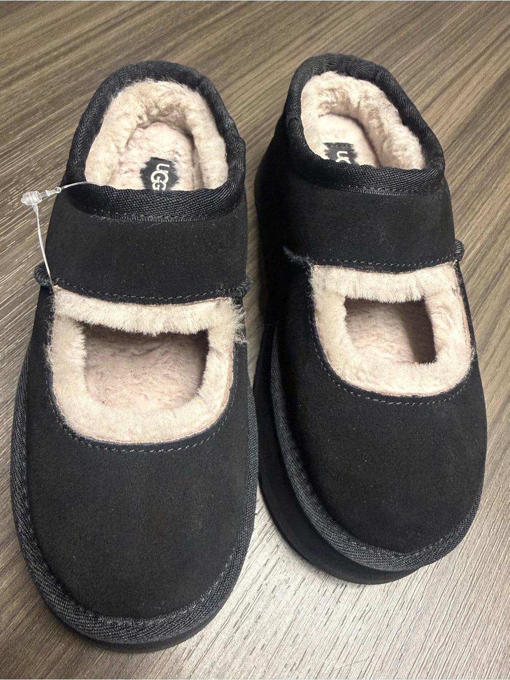 Uggs Mary Jane